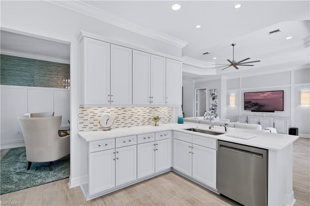 Residential in NAPLES 5