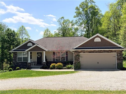 7807 Arbon Dr, Millersburg, OH, 44654-9537 | Card Image