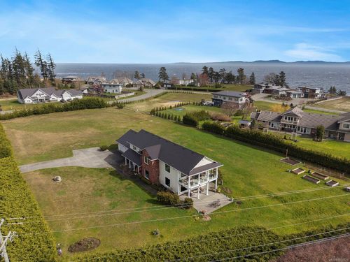 1167 Tara Rd, Comox, BC, V9M3T5 | Card Image