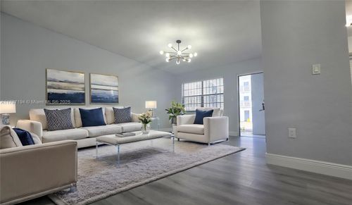 apt-114-13500 Ne 3rd Ct, North Miami, FL, 33161-3643 | Card Image