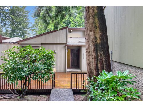 13603 Ne Regents Dr, Vancouver, WA, 98684-6855 | Card Image