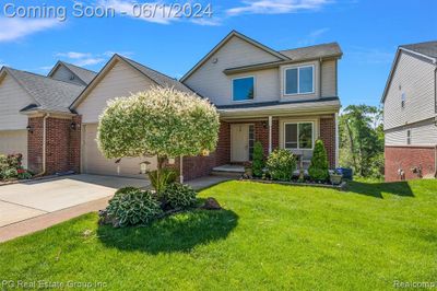 3481 Silver Stone Drive, Condo with 4 bedrooms, 3 bathrooms and null parking in Milford Twp MI | Image 2