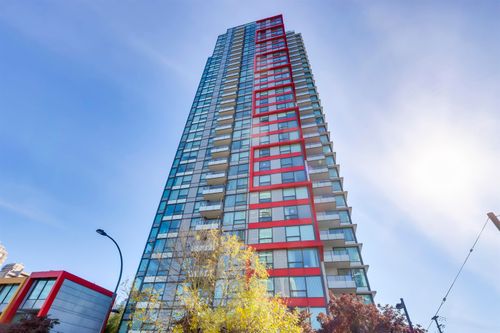 802-6658 Dow Ave, Burnaby, BC, V5H0C7 | Card Image