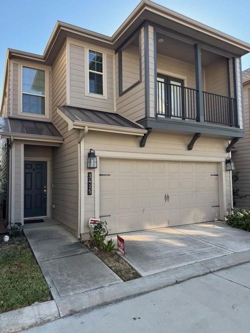 3415 Avondale View Dr, Houston, TX, 77025-1957 | Card Image