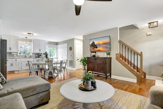 12010 W Camelia Ln, House other with 4 bedrooms, 3 bathrooms and null parking in Seneca SC | Image 7