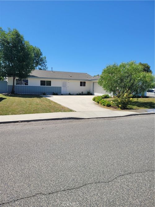 1528 Bodie, Simi Valley, CA, 93065 | Card Image