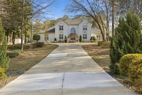 3392 Lost Valley Dr, Jonesboro, GA, 30236-5481 | Card Image