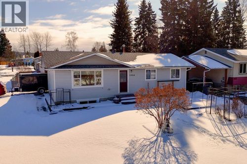 5904 Oxford Place, Prince George, BC, V2N2E8 | Card Image