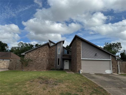 130 Daffodil Street, Lake Jackson, TX, 77566 | Card Image