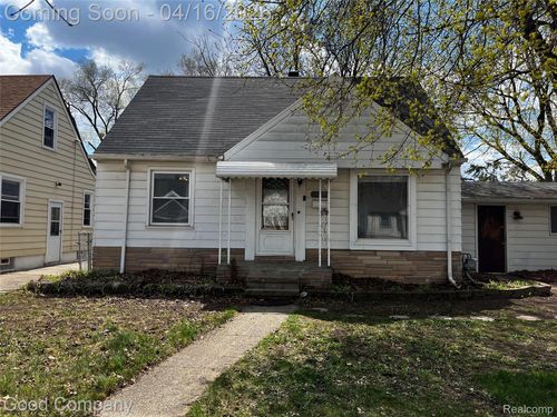 24809 Hickory St, Dearborn, MI, 48124-2461 | Card Image