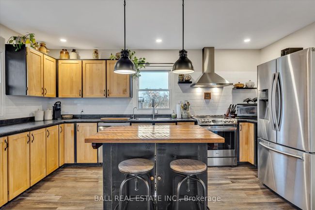 851 Kimberly Dr, House other with 3 bedrooms, 3 bathrooms and 8 parking in Ennismore ON | Image 19