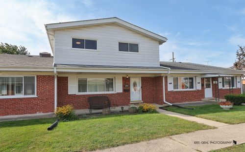 9056 N Clifton Ave, Niles, IL, 60714-1422 | Card Image