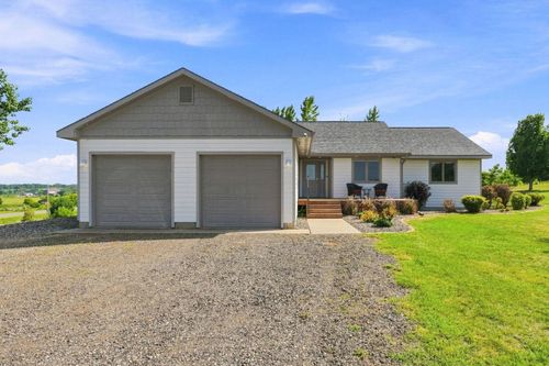 836 County Road D, Woodville, WI, 54028-7114 | Card Image
