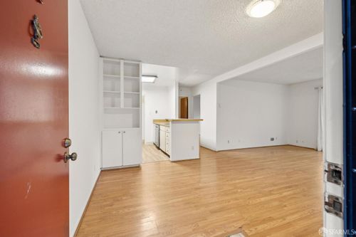 apt-b-223 Boardwalk Ave, San Bruno, CA, 94066-2241 | Card Image