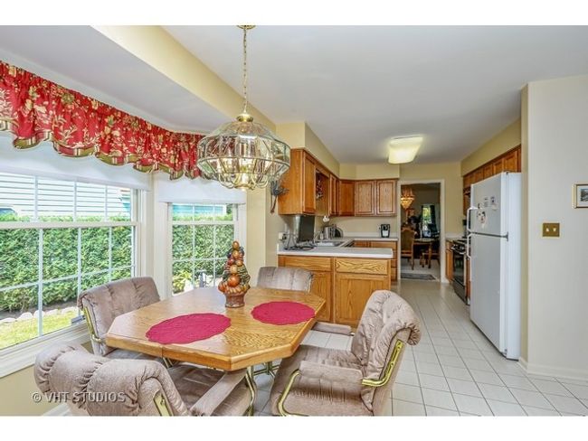 444 Park Barrington Dr, House other with 2 bedrooms, 3 bathrooms and 2 parking in Barrington IL | Image 5