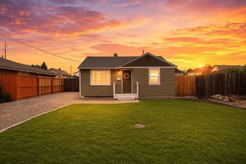 1419 E Garland Ave, Spokane, WA, 99207-4521 | Card Image