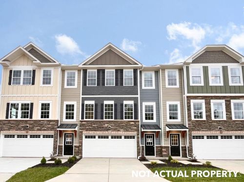 3653 Birkdale Ln, Cincinnati, OH, 45227-4072 | Card Image