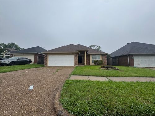 959 Grasswood Ct, Arlington, TX, 76017-6131 | Card Image