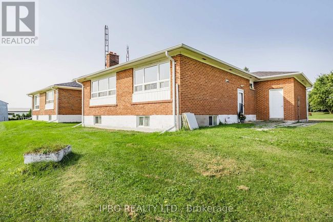 433457 S 4th Line S, Home with 6 bedrooms, 3 bathrooms and 24 parking in Amaranth ON | Image 4
