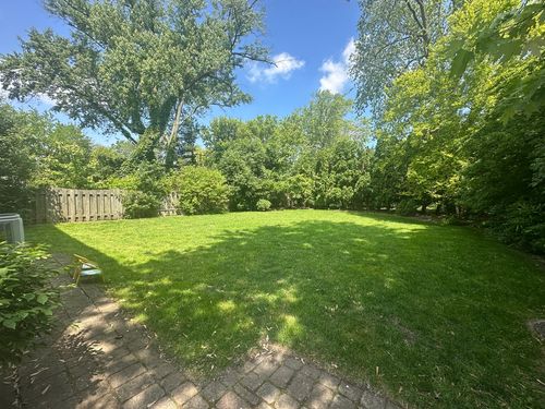 2236 Birchwood Ave, Wilmette, IL, 60091-2308 | Card Image