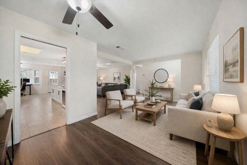 1803 Windlea Dr, Euless, TX, 76040-4018 | Card Image