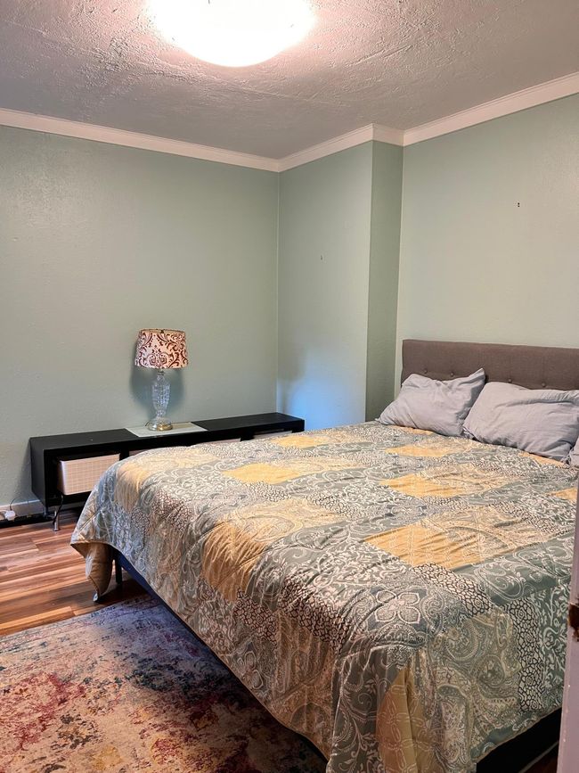 1 of 3 beds in Unit 1 | Image 34