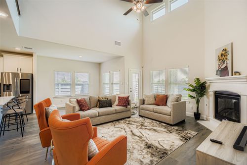 7324 Allium Ct, Aubrey, TX, 76227-4664 | Card Image