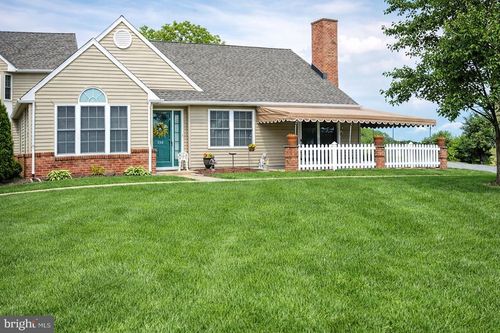 130 Heather Ln, READING, PA, 19610-1172 | Card Image