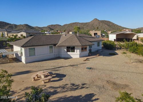 8526 W Calle Lejos, Peoria, AZ, 85383-1220 | Card Image