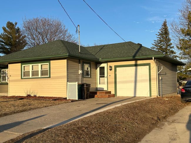 FRONT | Image 5