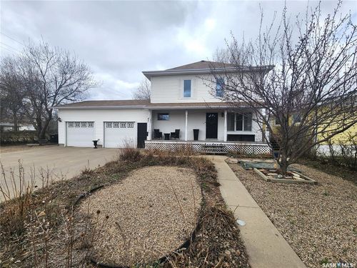947 Albert St, Estevan, SK, S4A1S2 | Card Image