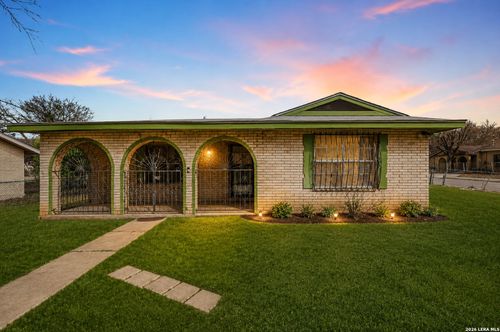 1503 Chihuahua St, San Antonio, TX, 78207-6006 | Card Image
