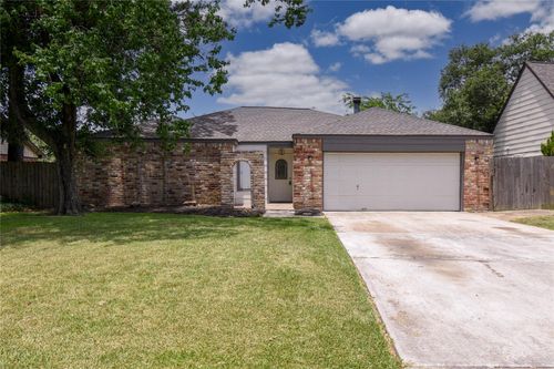 2023 Lexington Woods Dr, Spring, TX, 77373-3107 | Card Image