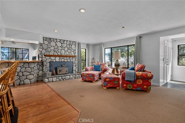 22396 Mojave River Rd, House other with 2 bedrooms, 2 bathrooms and null parking in Cedarpines Park CA | Image 11
