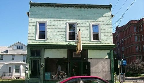 528 Ferry Ave, Niagara Falls, NY, 14301-1643 | Card Image