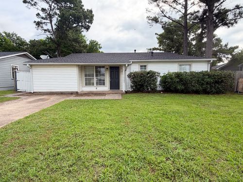 136 Highland Dr, Ennis, TX, 75119-3504 | Card Image