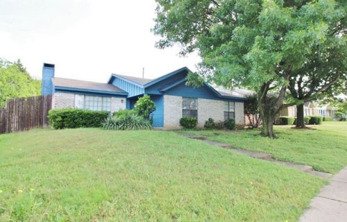 1019 Cedar Run Dr, Duncanville, TX, 75137-4902 | Card Image