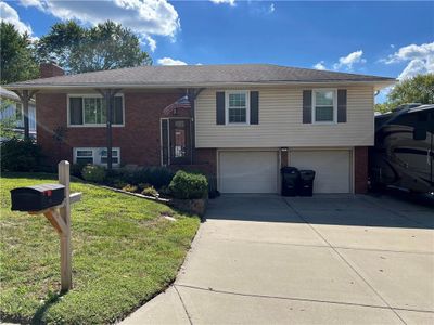 16605 E 29th Terrace S, House other with 3 bedrooms, 3 bathrooms and null parking in Independence MO | Image 1