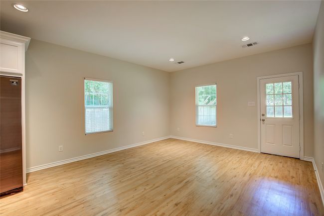 109 W Damon St, House other with 3 bedrooms, 2 bathrooms and null parking in Terrell TX | Image 15