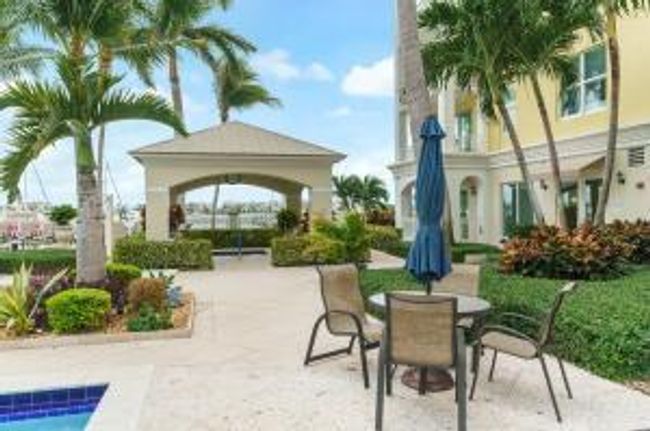 APT-406 - 804 E Windward Way, Condo with 2 bedrooms, 2 bathrooms and null parking in Lantana FL | Image 48