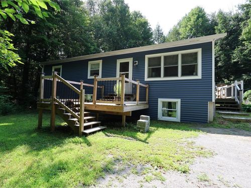 352 Cedarwood Ter, Milton, VT, 05468-9752 | Card Image