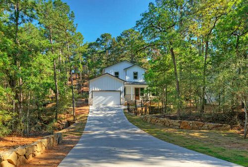 108 Huelo Ct, Bastrop, TX, 78602-6209 | Card Image