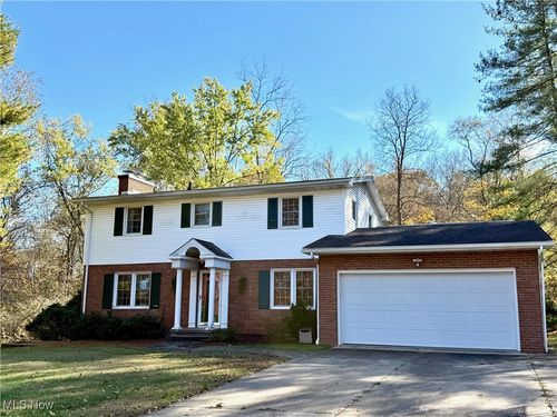 120 Woodcrest Dr, Marietta, OH, 45750-1352 | Card Image