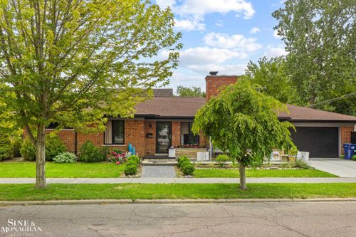 1389 Bedford Rd, Grosse Pointe Park, MI, 48230-1117 | Card Image