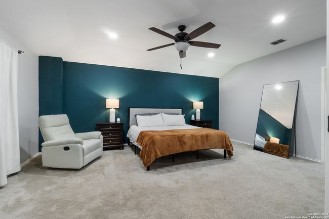 8902 Burnt Path, House other with 3 bedrooms, 3 bathrooms and null parking in Helotes TX | Image 19