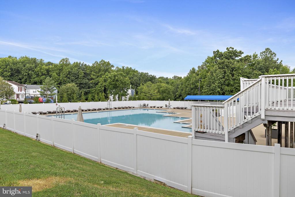 Residential in EDGEWOOD