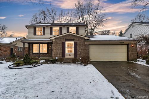 46323 Gainsborough Dr, Canton, MI, 48187-1563 | Card Image