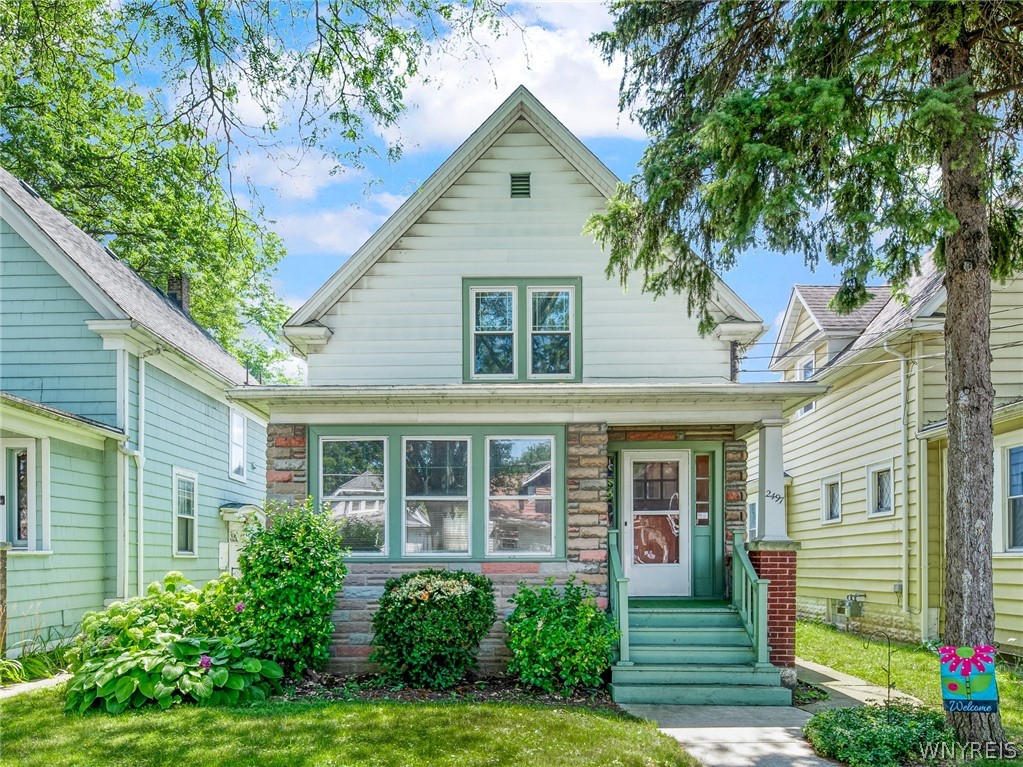 Willow Ave, Niagara Falls, NY 14305