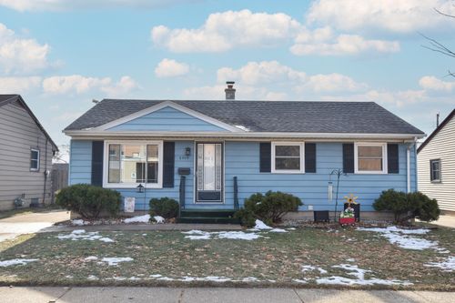 6509 W Warnimont Ave, Milwaukee, WI, 53220-1343 | Card Image