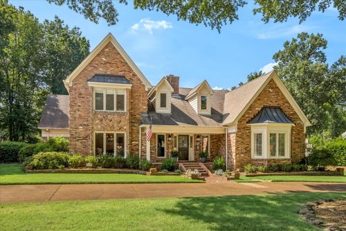 9421 Plantation Way Ln, Germantown, TN, 38139-5605 | Card Image